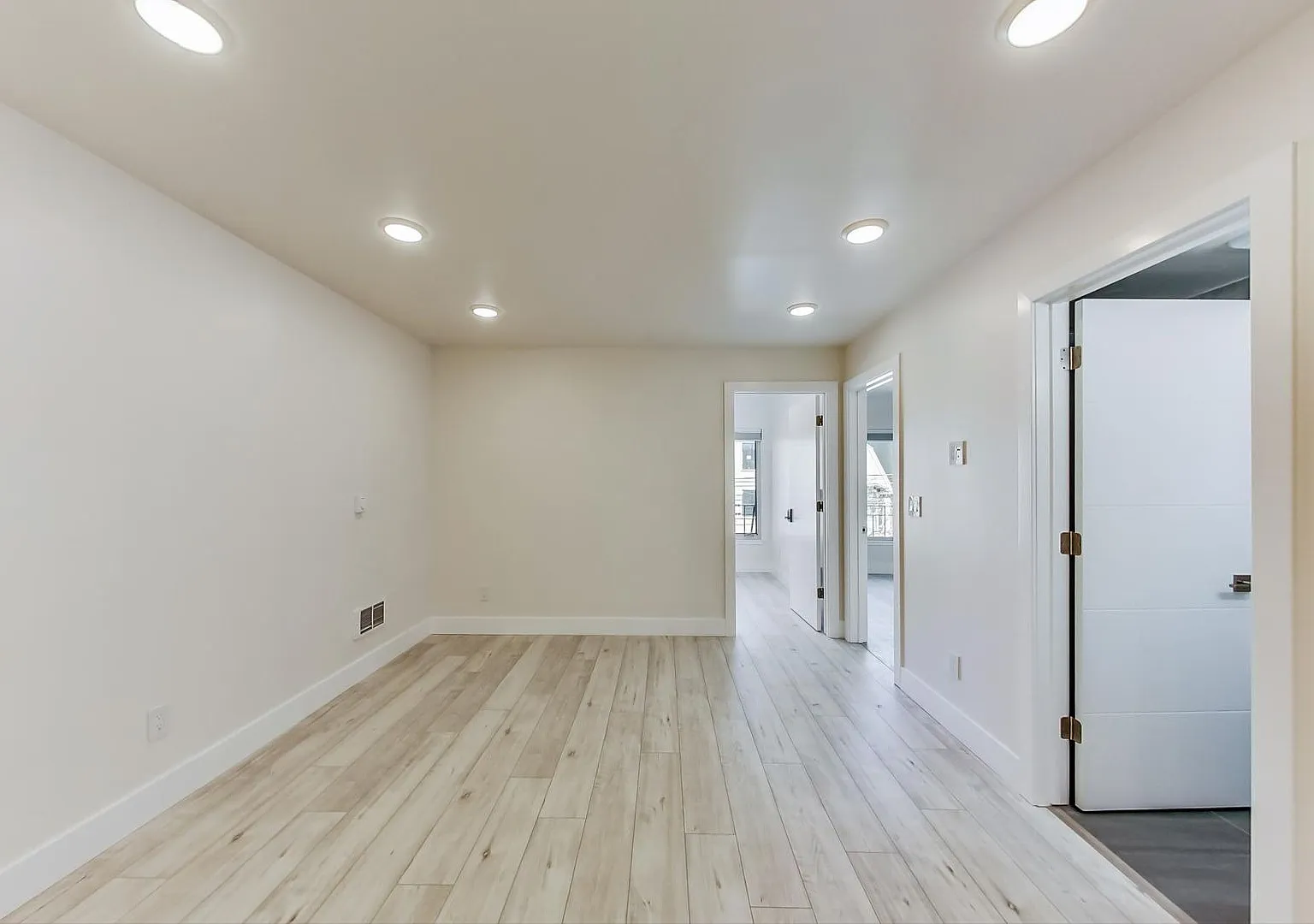 1454 South Van Ness LLC — Photo 2
