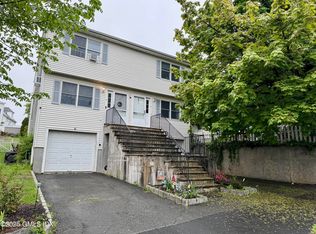 21 Division St #B, Greenwich, CT 06830