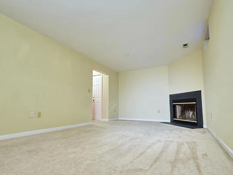 121 Langdon Farm Cir — Photo 21