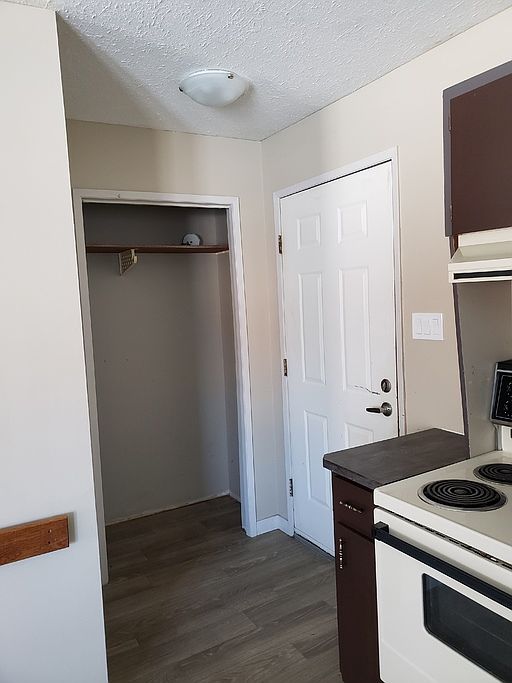 2nd image of 1191 107th St