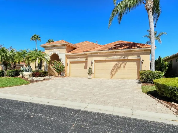 5118 Chateau Ct, Sarasota, FL 34238
