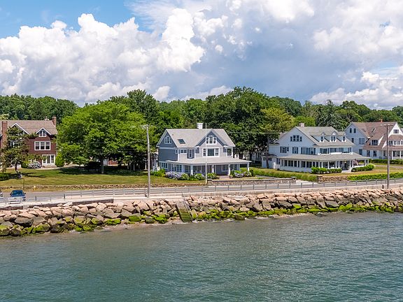 27 Middle Beach Road