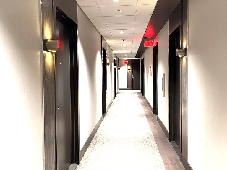 1830 Bloor St W #503 — Photo 4
