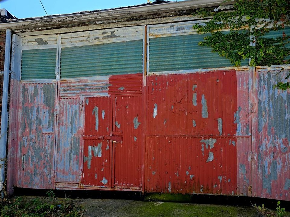 2nd image of 2318 Fox Way