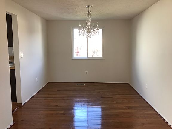 2nd image of 9416 Wrought Iron Ct