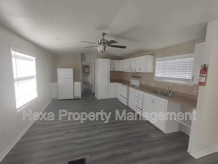 2511 FM 646 Rd N #4B — Photo 5