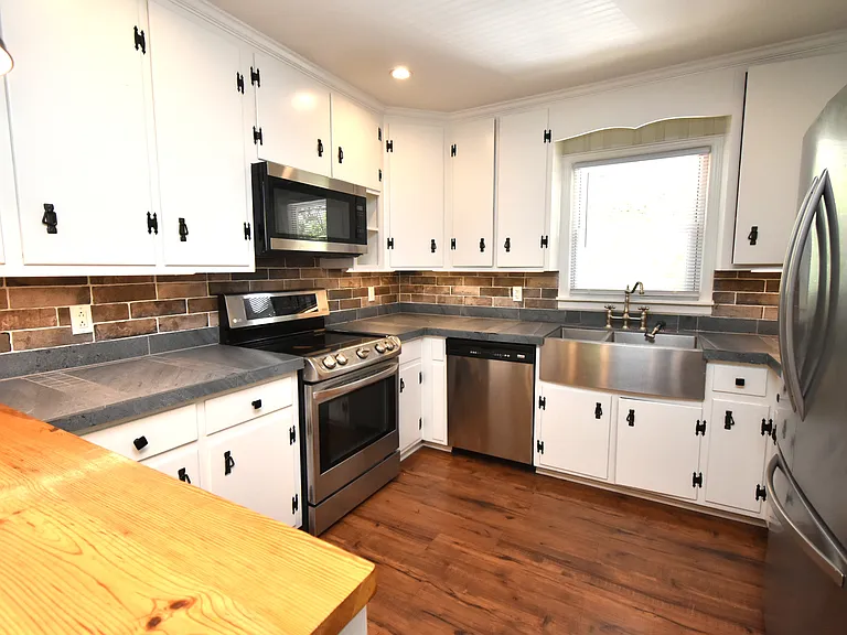 1800 Kirkwood Dr — Photo 15