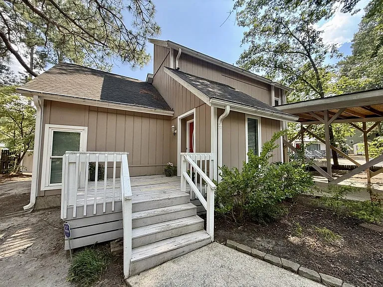 5745 Waterwood Dr — Photo 2