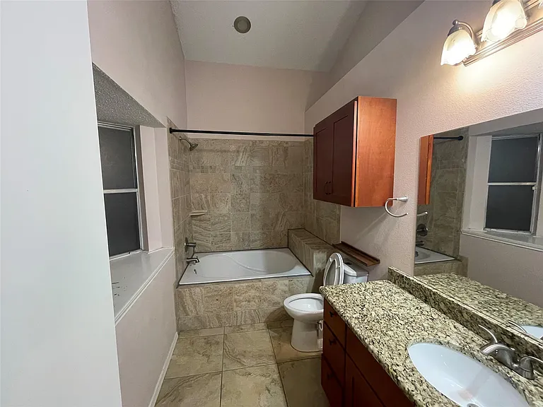 12725 Magnolia Mound Trl — Photo 10