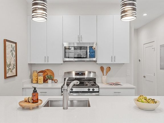 5th image of 1246 Broadway APT 2