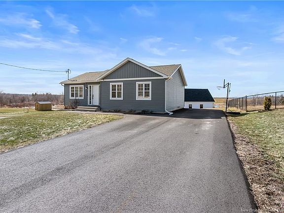 2nd image of 355 Dover Rd