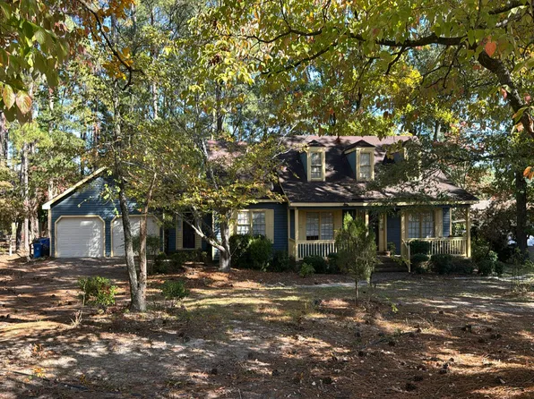 510 Bloomfield Dr, Fayetteville, NC 28311