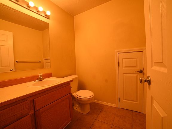 4th image of 960 N Regal Ct #1