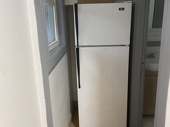 3rd image of 363 Crescent St #2