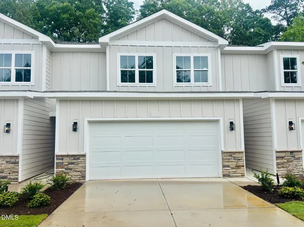 4431 Dominion Crest Dr, Apex, NC 27523