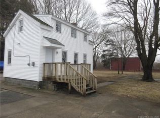 810 Stonington Rd, Stonington, CT 06378