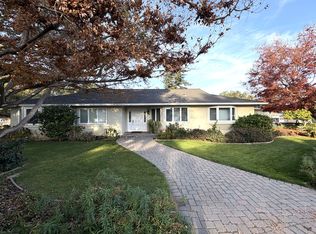 667 Oakwood Ct, Los Altos, CA 94024