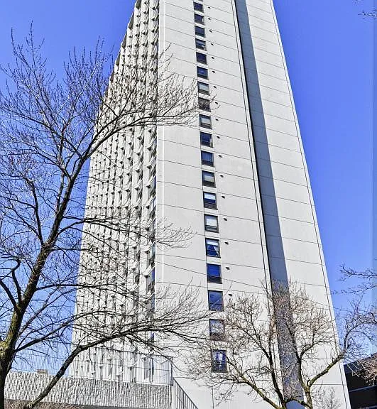5100 N Marine Dr #23F — Photo 1