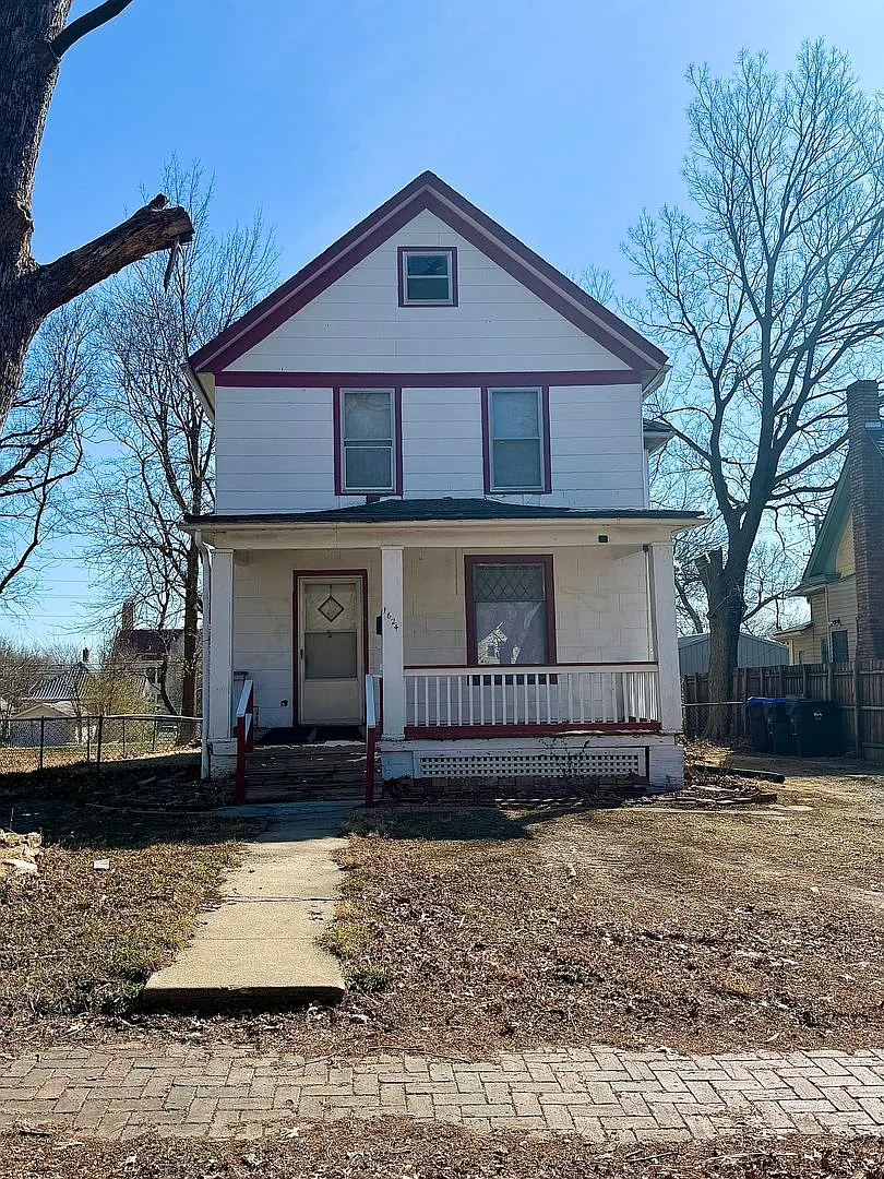 Single Family Home — Photo 1