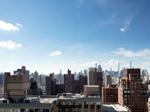 215 East 96th Street image 17 of 18