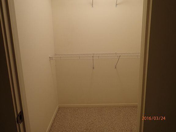 2nd image of 828 Oakleigh Ave