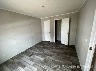 34 Ronald Dr, Bloomington, IL 61704