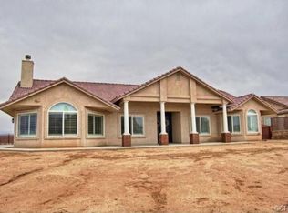 6971 Hillcrest Ct, Hesperia, CA 92345