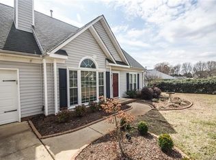 1135 Forrest Ridge Dr NW, Concord, NC 28027