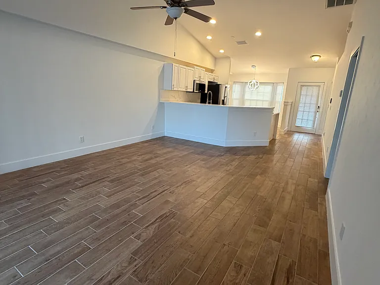 4509 SW Santa Barbara Pl — Photo 28