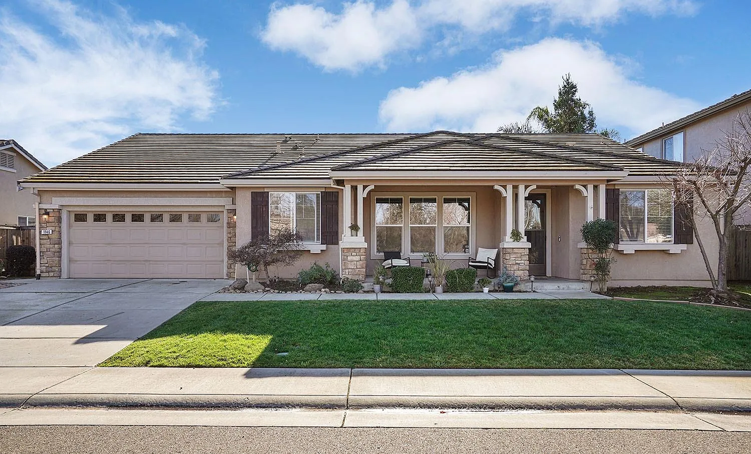 1146 Paddington Cir photo 1
