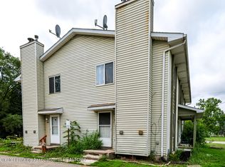 5716 Hughes Rd, Lansing, MI 48911