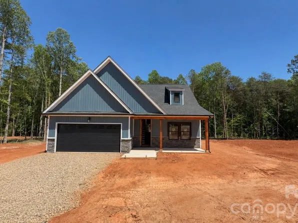 319 Lake Farm Dr, Salisbury, NC 28146