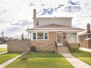2400 Ernst St, Franklin Park, IL