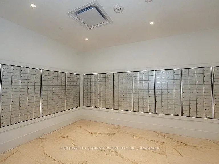 4010 Eglinton Ave W #1022 — Photo 33