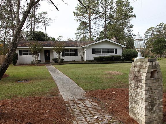 2nd image of 2527 Jacqueline Cir