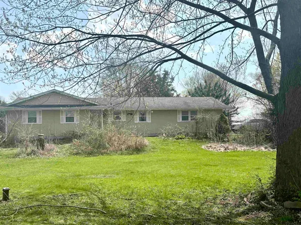 8029 Huber Rd, Belvidere, IL 61008