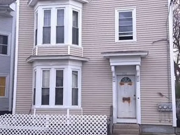 152 Bath St, Providence, RI 02908