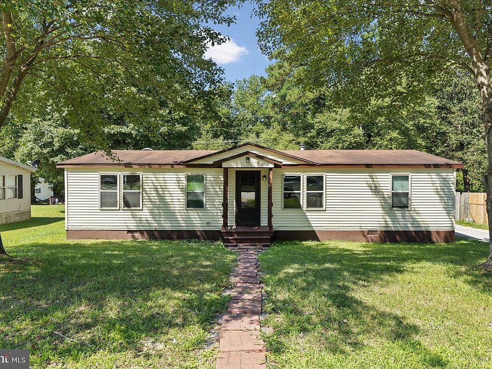 1st image of 21535 Forest Run Dr