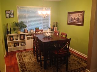 10411 Montrose Ave APT 302, Bethesda, MD 20814
