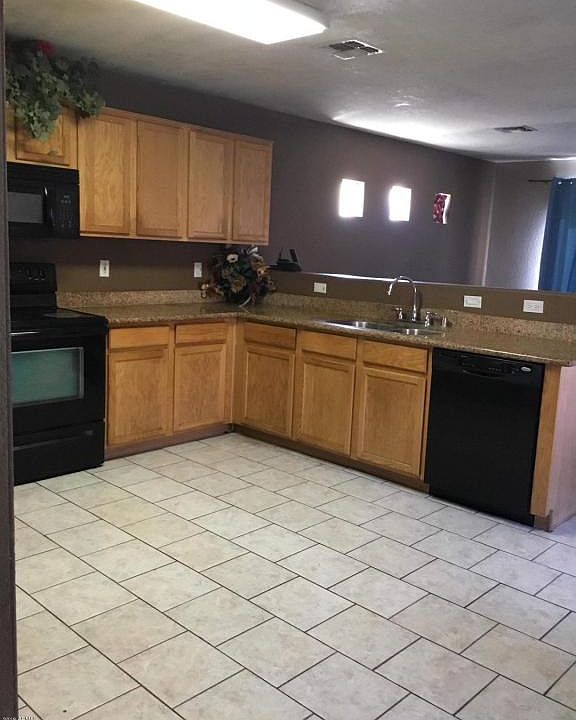 2nd image of 2632 S 84th Gln