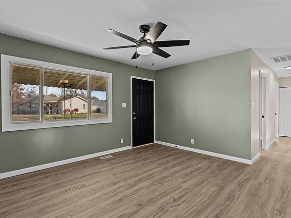4th image of 1105 Peace Pipe Dr