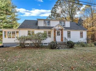 40 Hamptonburgh Rd, Campbell Hall, NY 10916