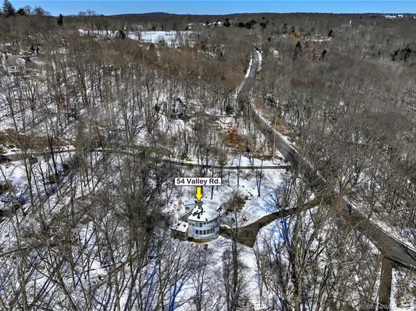 54 Valley Road, Bethany, CT 06524