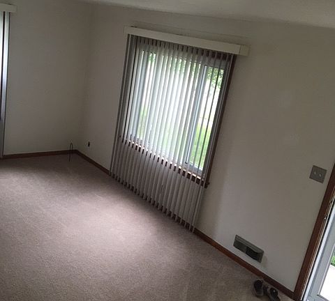 3rd image of 1443 Pieper Dr