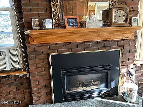 2nd image of 306 W 6th Ave