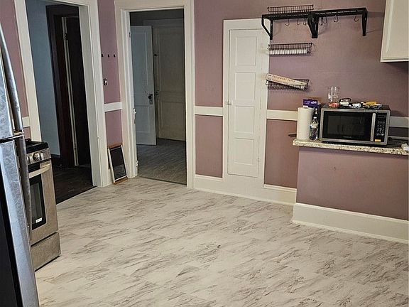 4th image of 10816 Park Heights Ave
