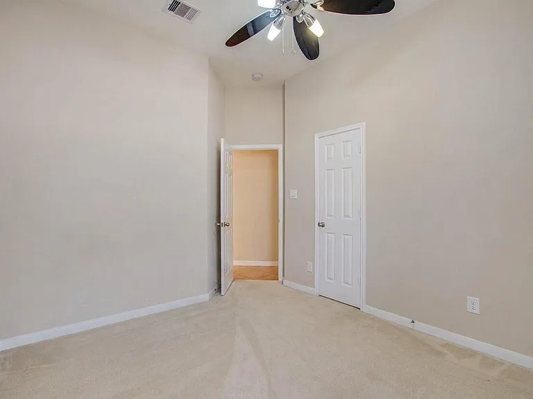 11506 Lawson Cypress Dr — Photo 16
