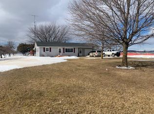 5647 N Cemetery Rd, Cass City, MI 48726