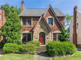 3561 Tullamore Rd, University Heights, OH 44118