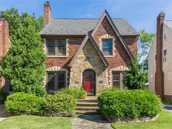 3561 Tullamore Rd, University Heights, OH 44118